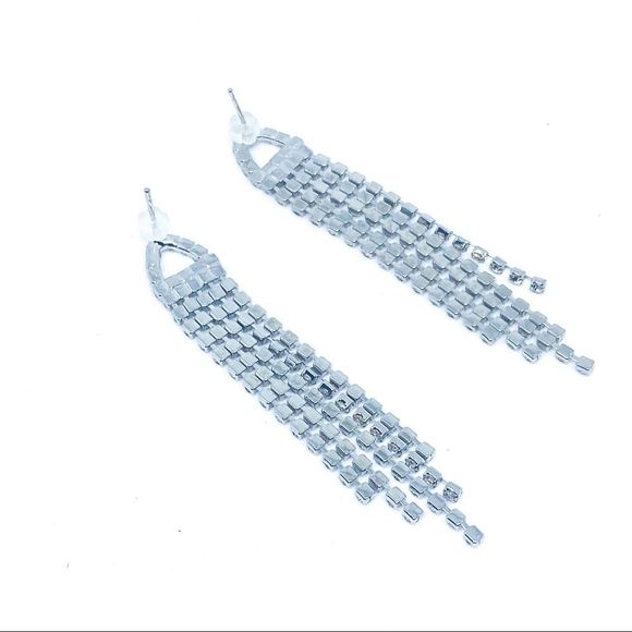 NWT Crystal Silver Chandelier Tassel Earring - Picture 6 of 7